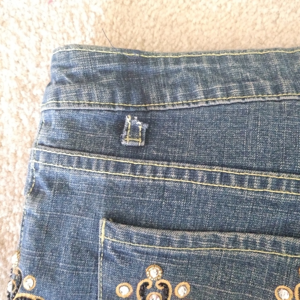 Jeans - Picture 7 of 8